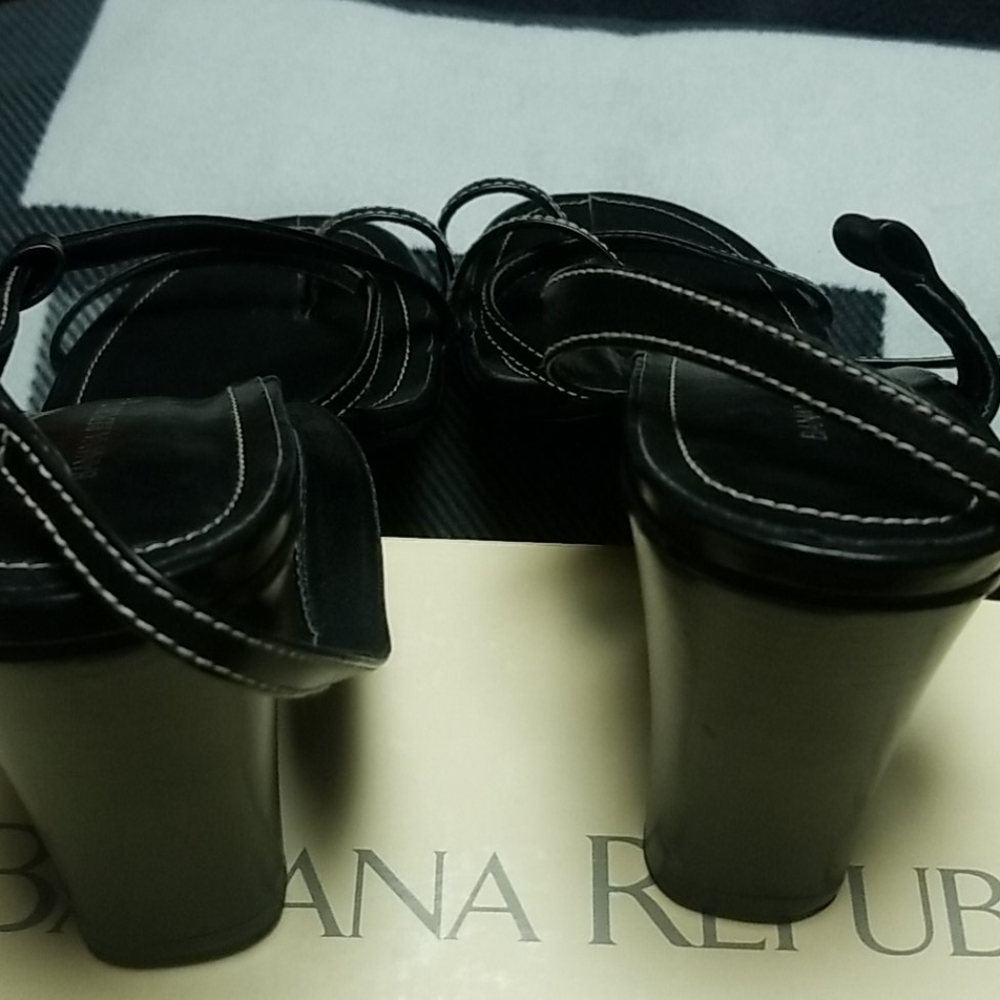 Black Leather sandals - Picture 2 of 7